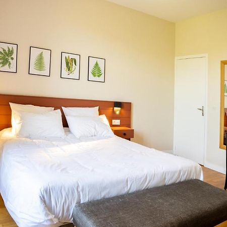 Fougères Bel Appartement, Bien Equipe Et Confortable Dans Le Centre Historique מראה חיצוני תמונה