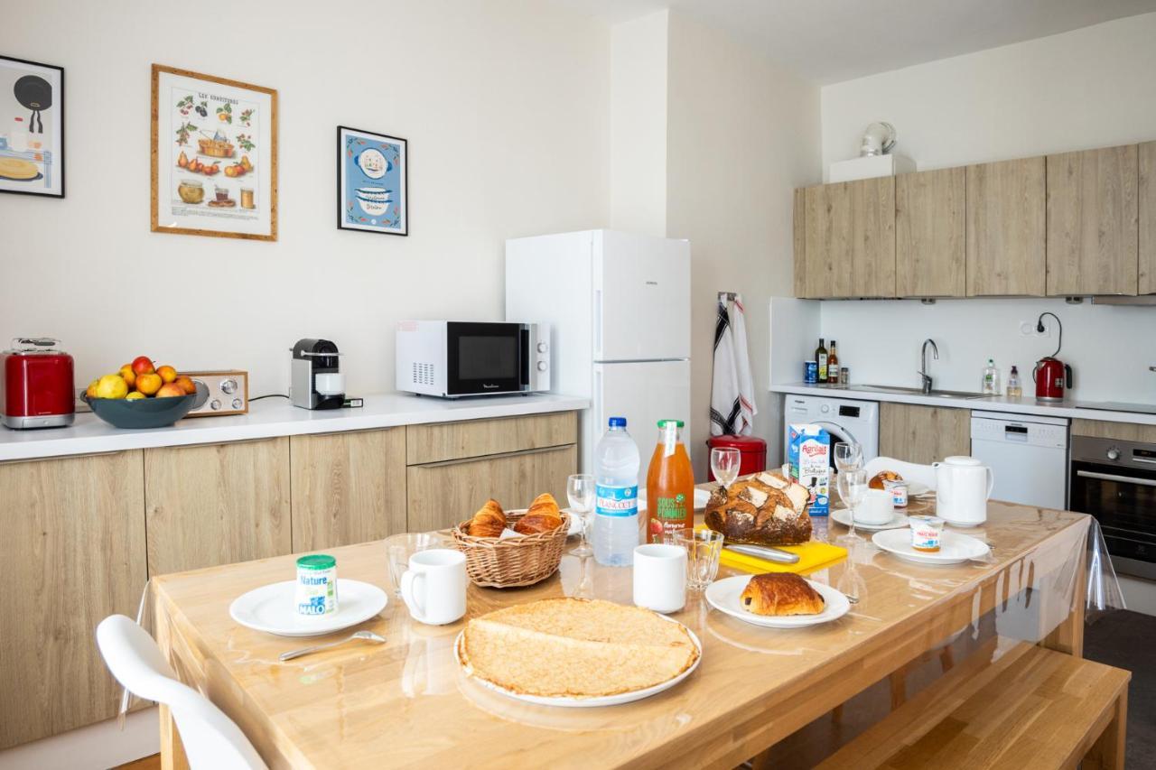 Fougères Bel Appartement, Bien Equipe Et Confortable Dans Le Centre Historique מראה חיצוני תמונה