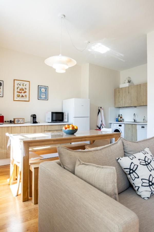 Fougères Bel Appartement, Bien Equipe Et Confortable Dans Le Centre Historique מראה חיצוני תמונה
