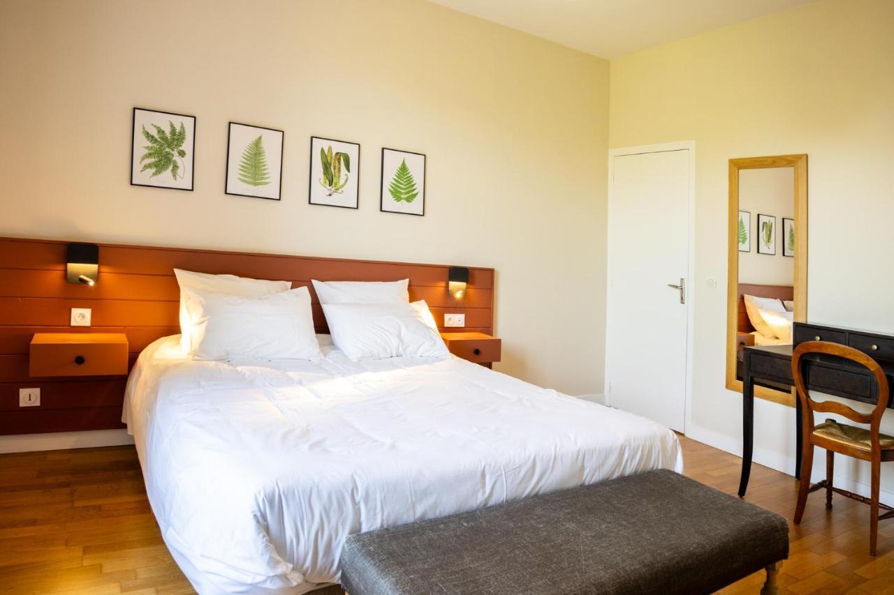 Fougères Bel Appartement, Bien Equipe Et Confortable Dans Le Centre Historique מראה חיצוני תמונה